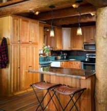 Natural looks like pinecones, bark and branches create a beautifully rustic space.